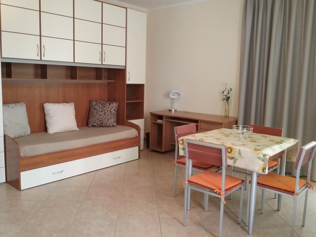 Sunny Apartment Lecce Exterior foto